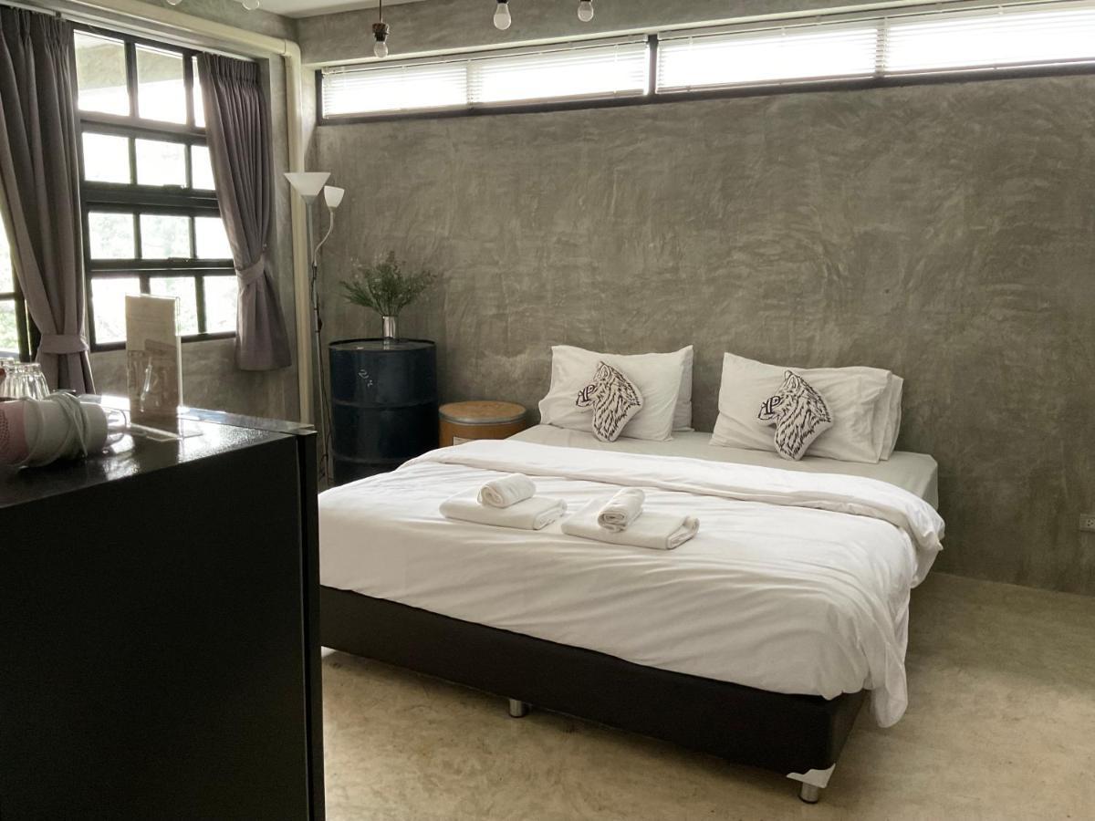 צ'יאנג מאי Rumpai Loft Habitat מראה חיצוני תמונה