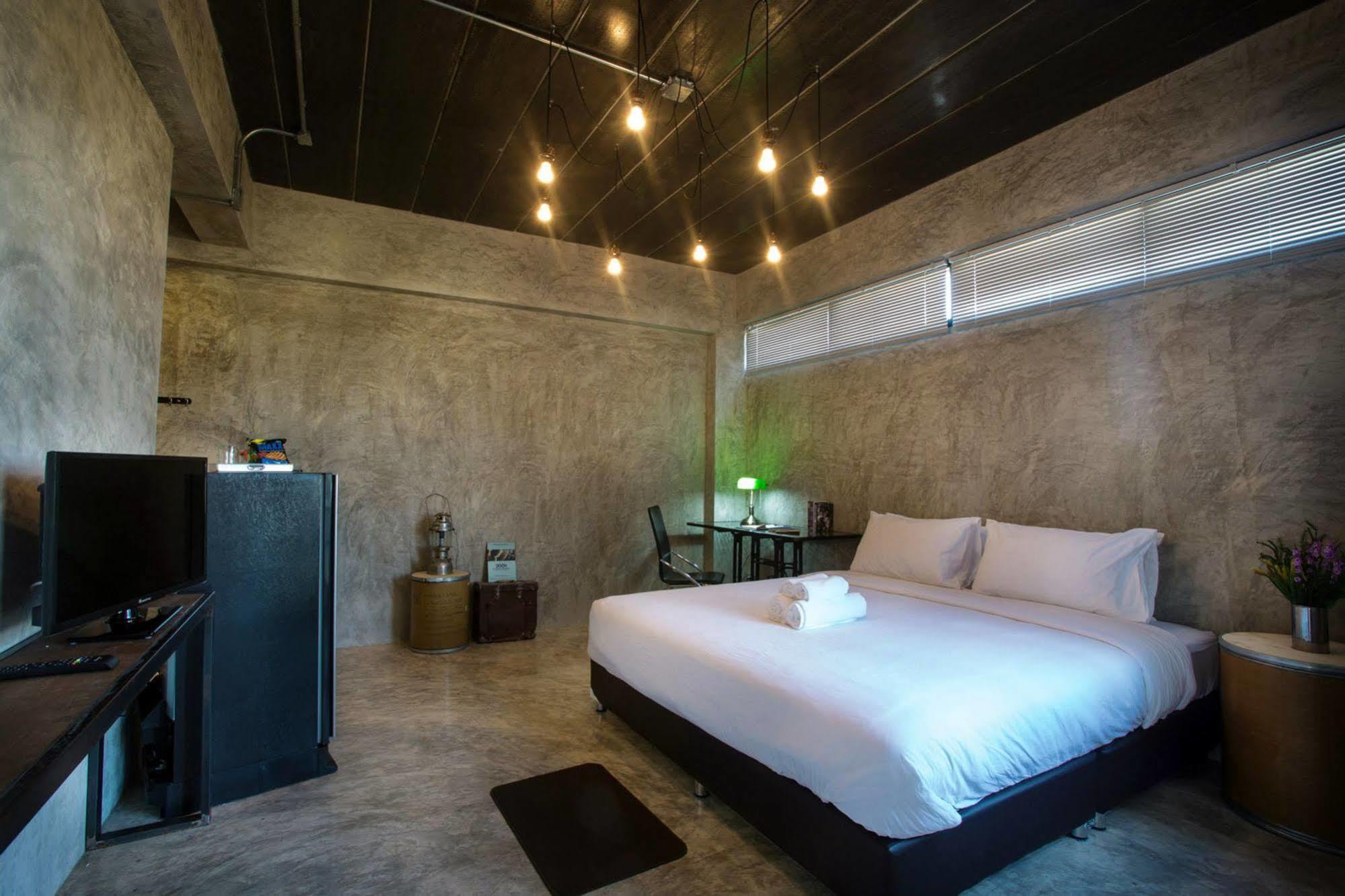 צ'יאנג מאי Rumpai Loft Habitat מראה חיצוני תמונה